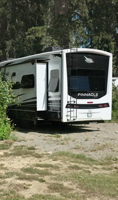 RV Exterior Back LHS, Extended